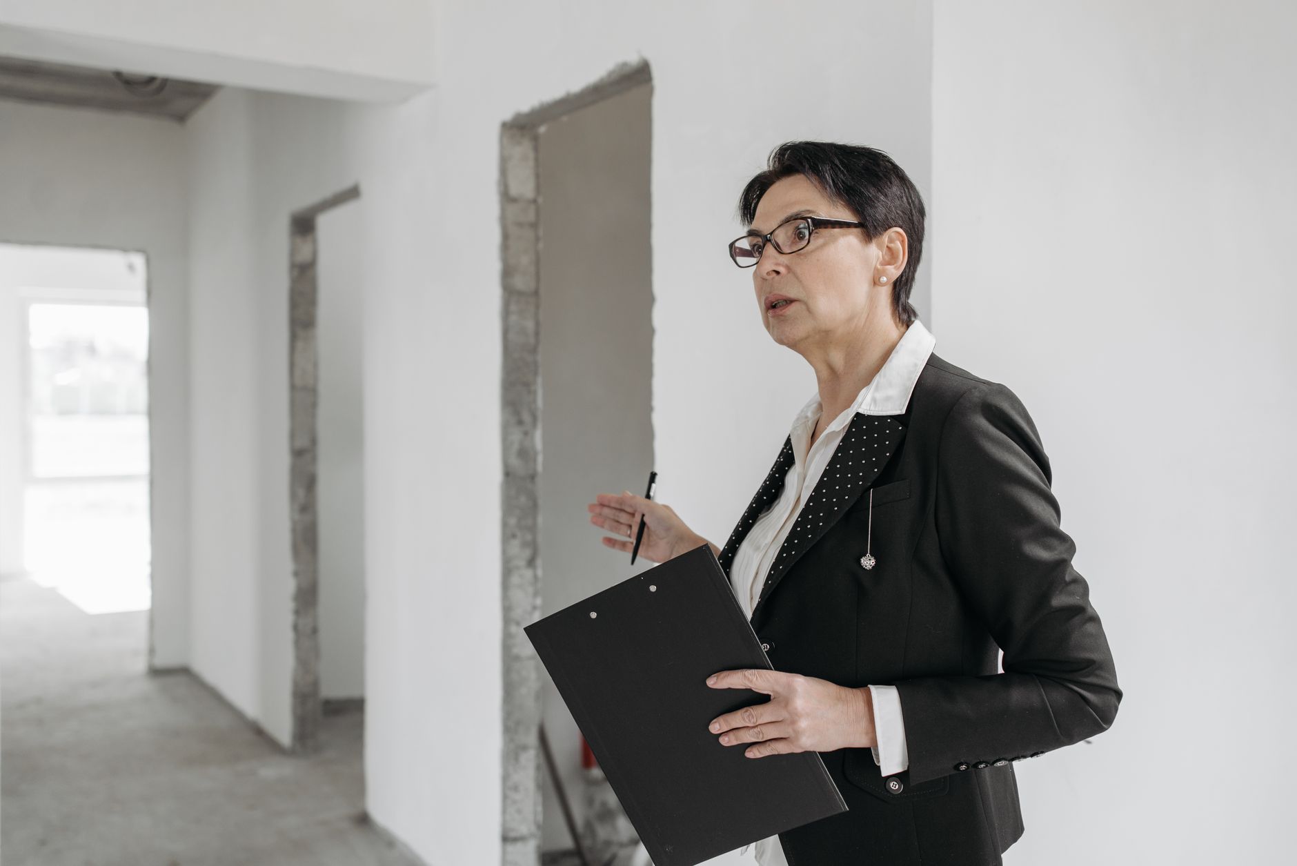 Diagnostiqueur immobilier équipe à Saint-Laurent-du-Maroni